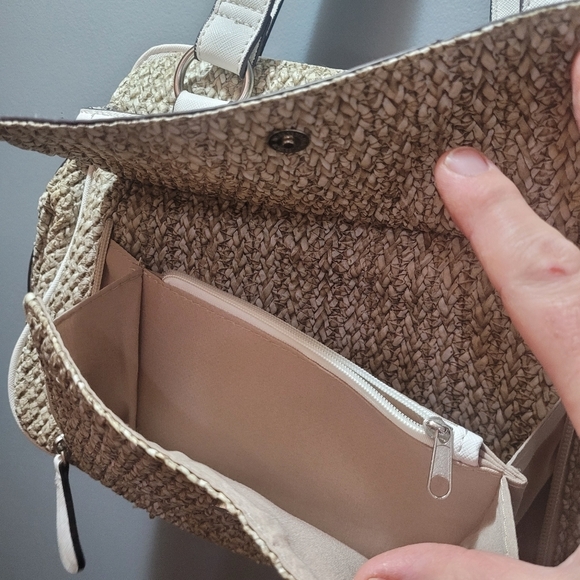 Rosetti White and Tan Purse - Picture 2 of 6